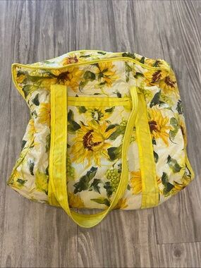 NaRaya Tote Sunflower Print Quilted Bag